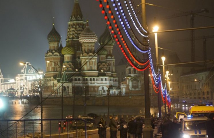 У Кремлі вбивство Нємцова вважають прово…