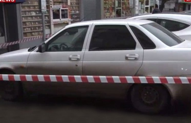 У центрі Москви знайдено автомобіль вбив…