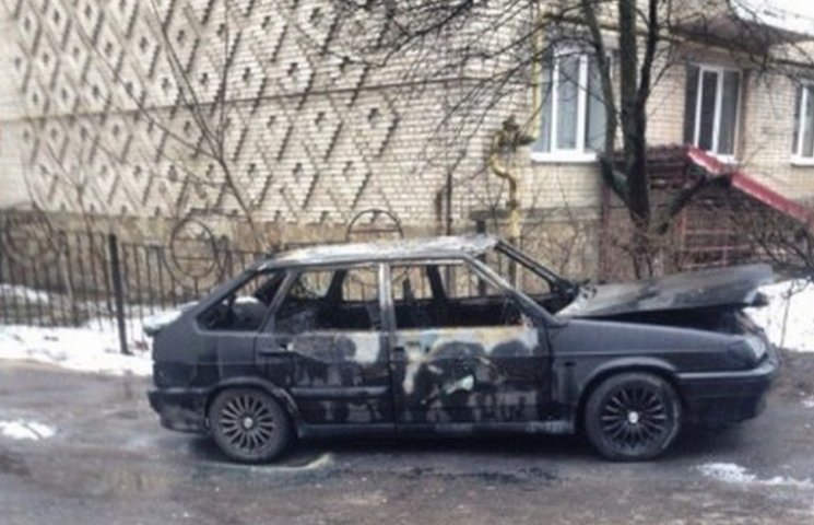 У Вінниці згоріла автівка студента-інозе…
