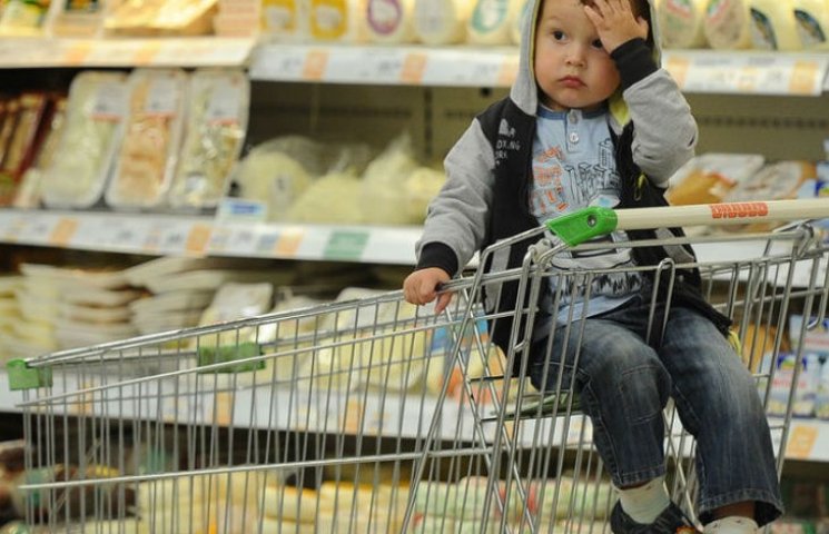 Киевляне в шоке: за год цены на еду выро…