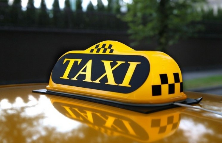 Вінницькі таксисти спіймали автокрадіїв…