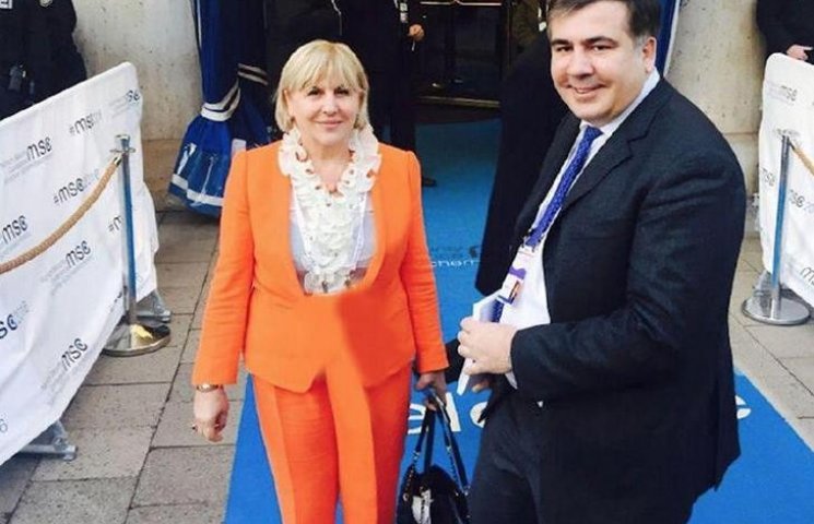 Саакашвили встретил свою маму в Мюнхене…