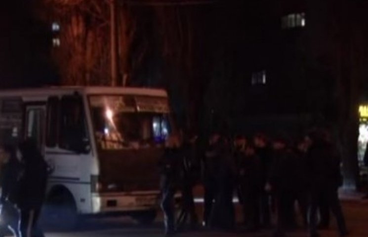 Таксисти Одеси перекрили одну з найголов…