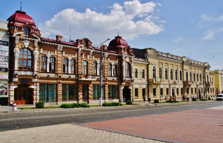 У четвер нардепи обиратимуть назву для К…