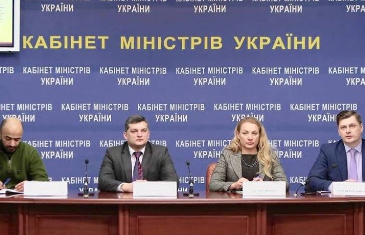 Україна отримала 46 передавачів для поши…