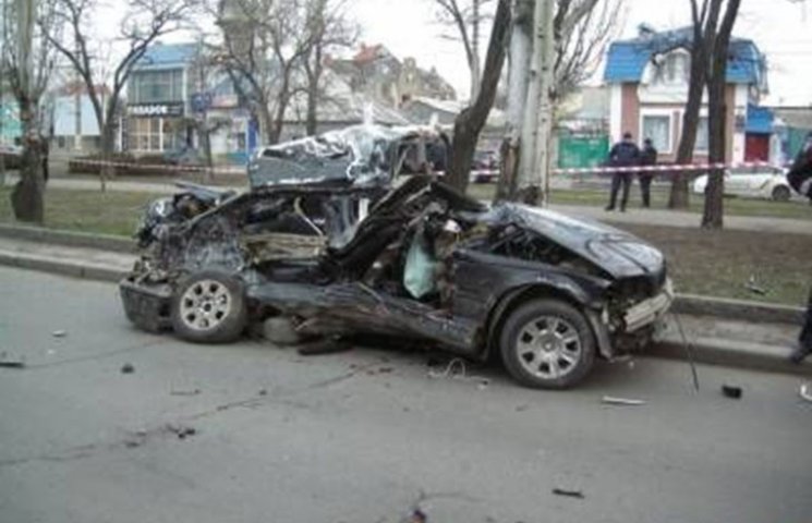 У Миколаєві легкове авто протаранило "Га…