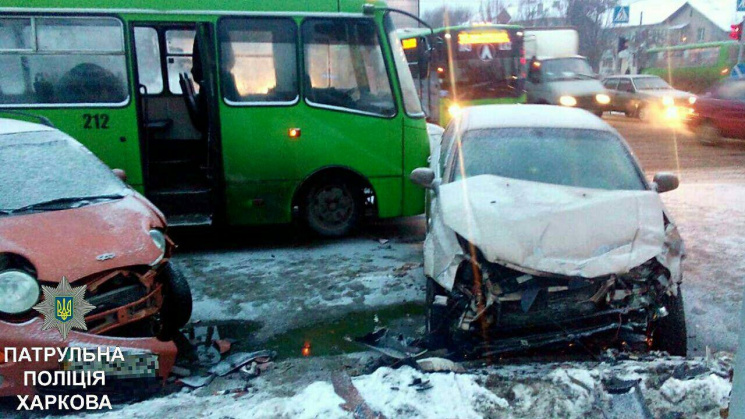 В Харькове четыре авто не разъехались на…