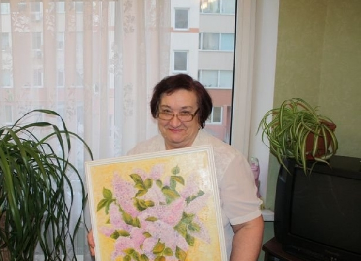 В Одессе пенсионерка превратила подъезд…