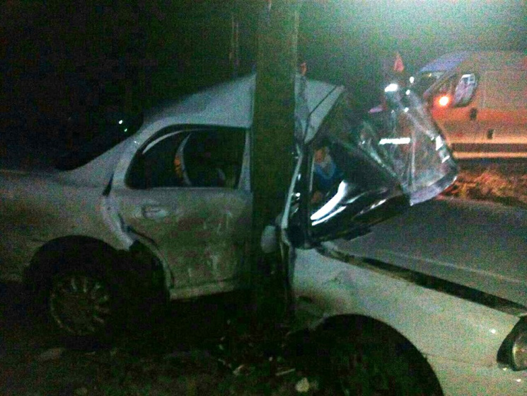 На Миколаївщині водія затисло в авто піс…