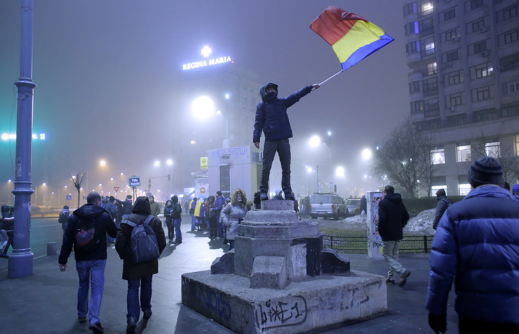 Відео дня: Ганьба Савченко і протести в…