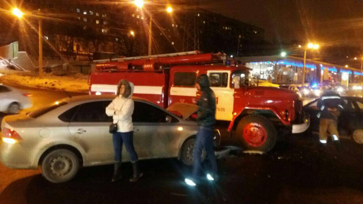 В Харькове пожарные попали в ДТП…