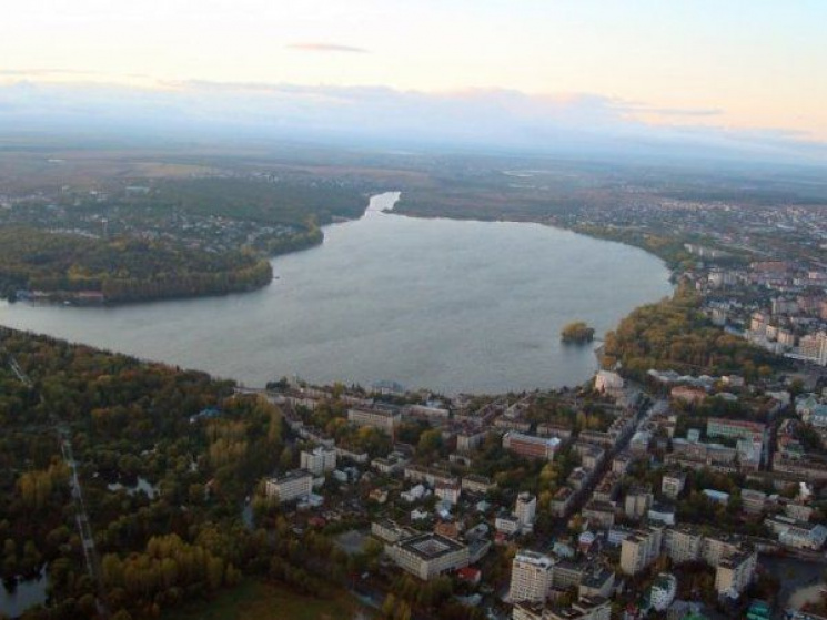 У Тернополі відновлюють міську водойму…
