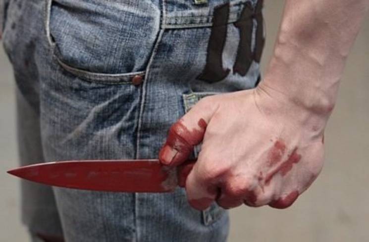 На Житомирщині в магазині порізали ножем…