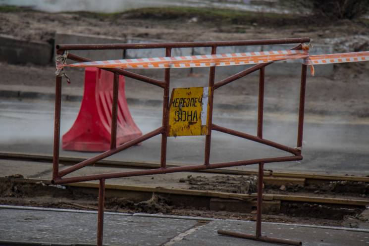 В Киеве потоп: Зеленые ручьи остановили…