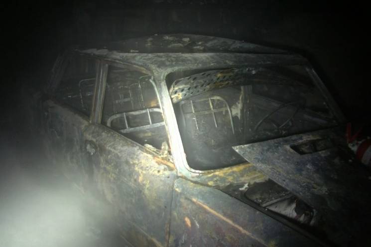 В Харькове вспыхнули гаражи: Обгорела од…