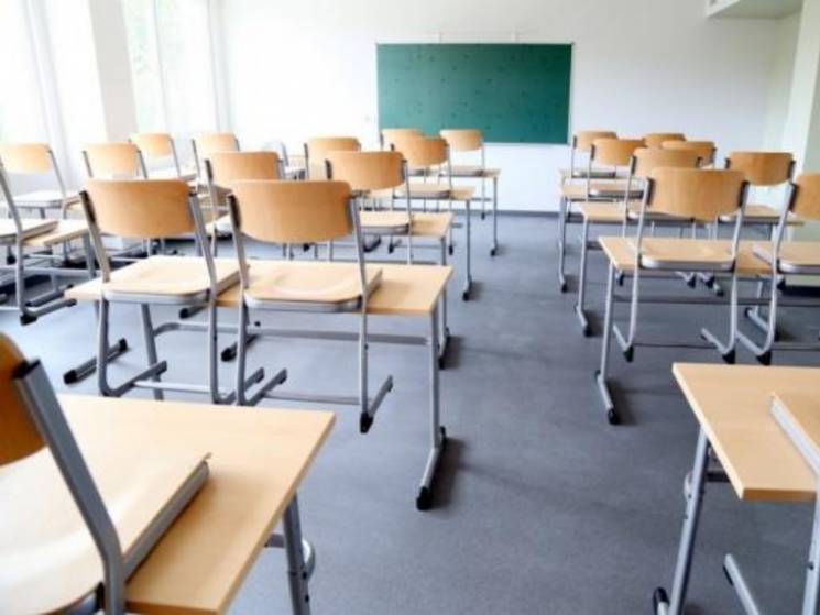 На Дніпропетровщині півсотні шкіл закрит…