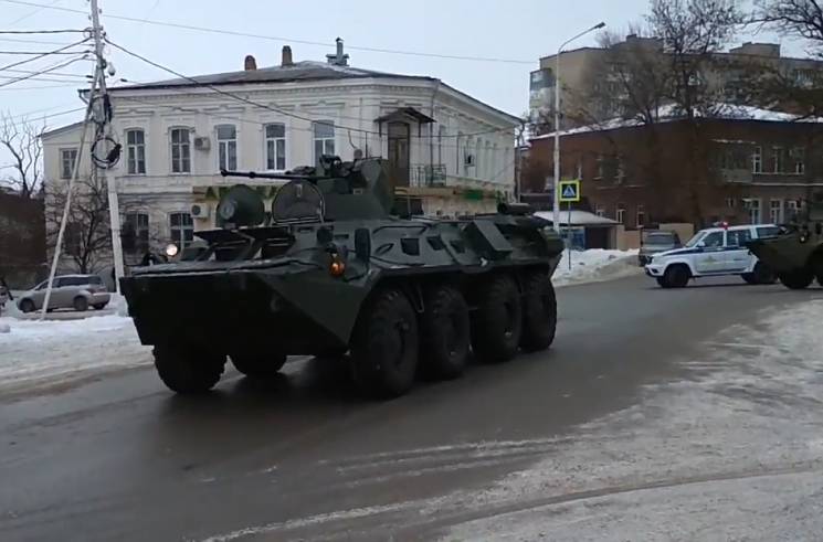 Відео дня: Російська армія біля українсь…