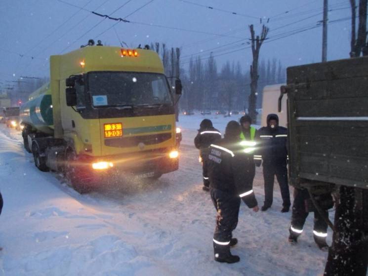 На Полтавщині ліквідовують наслідки сніг…