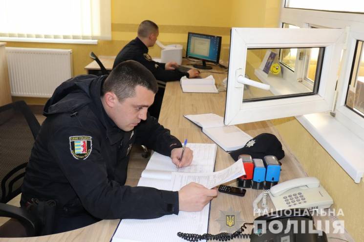 Полицейские Ужгородщини будут работать в…