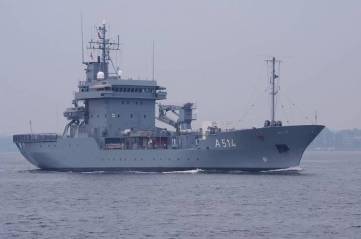 Корабель НАТО мчить у Чорне море, вже в…