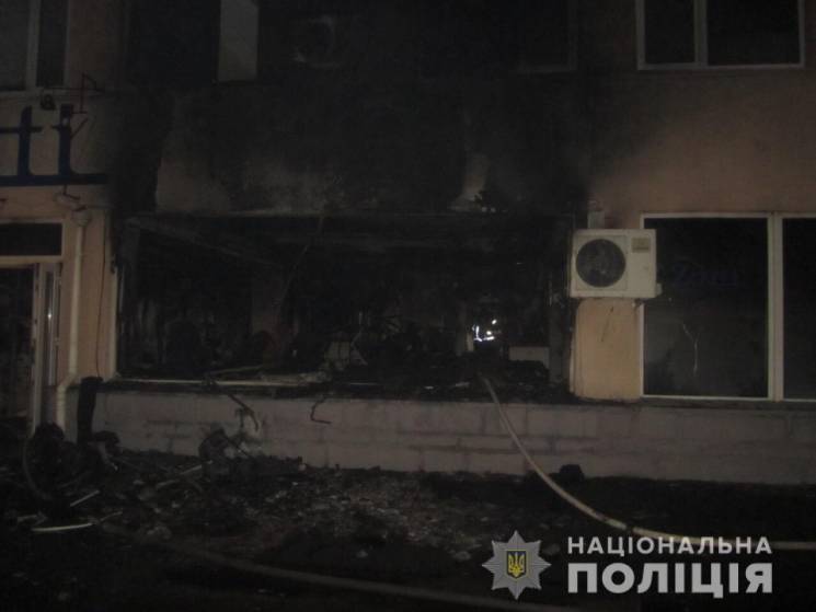 В Харькове неизвестные сожгли частные це…