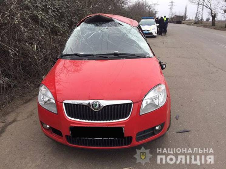 У Миколаєві автівка влетіла колесом у лю…