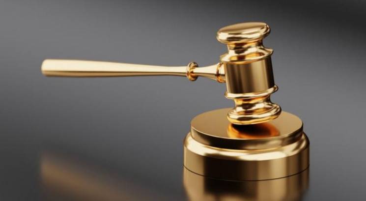Суд Славути дозволив проведення експерти…