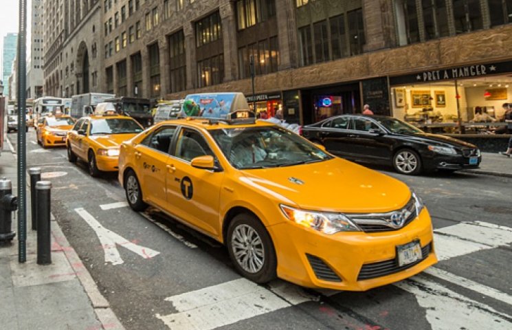 Американський таксист отримав $1 тис. ча…