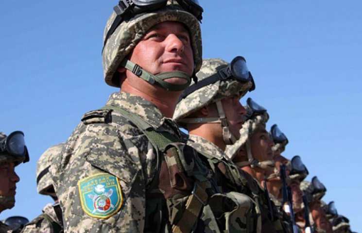 Армия Казахстана готовится к вторжению с…
