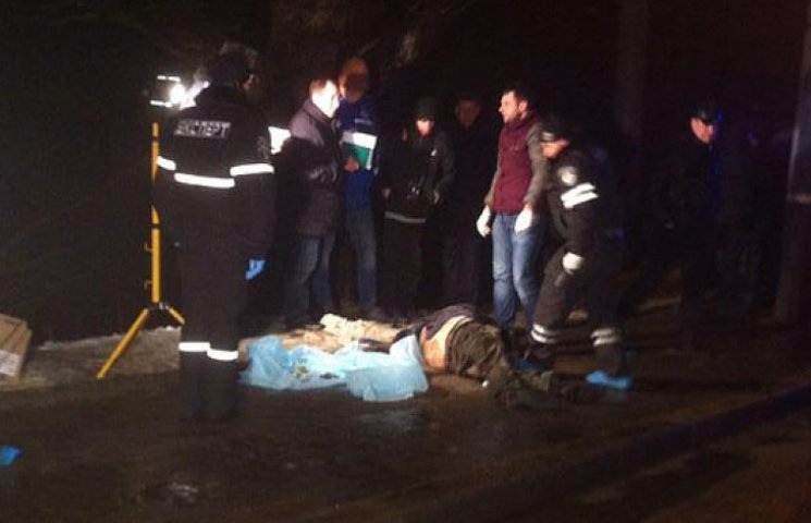 В центре Львова нашли тело расстрелянног…