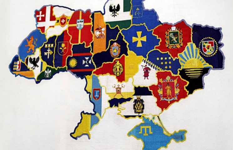 У Києві показали 2-метрову карту України…
