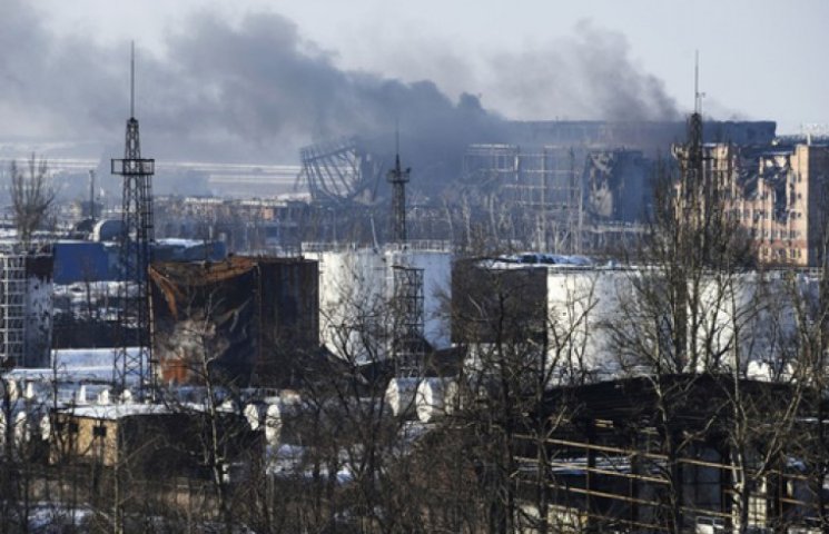 Донецький аеропорт утримують бійці ВСУ -…