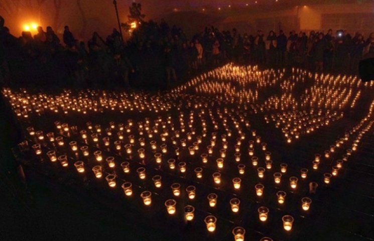 Тисячі свічок перетворили Потьомкінські…