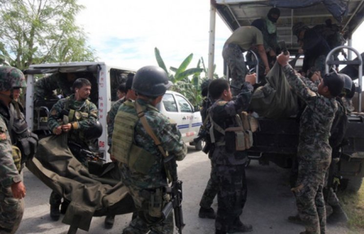 На Філіппінах ісламісти вбили 49 поліцей…
