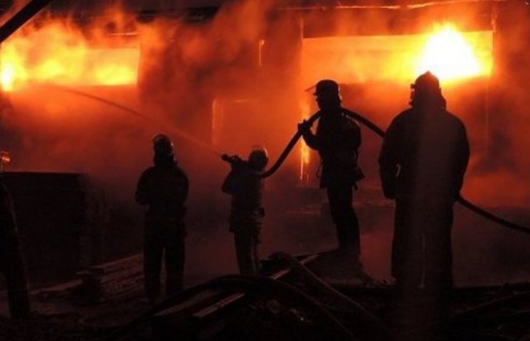 В Киеве подожгли очередную церковь Моско…