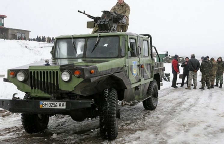 Генштаб отвел войска от аэропорта Донецк…