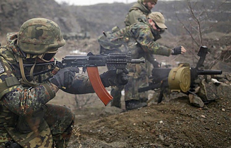 В Углегорске украинские военные дают жар…