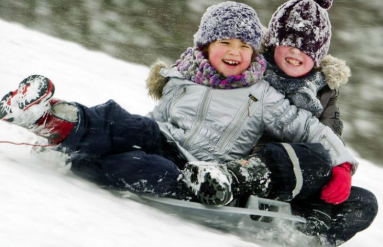 Киевским школьникам могут продлить зимни…