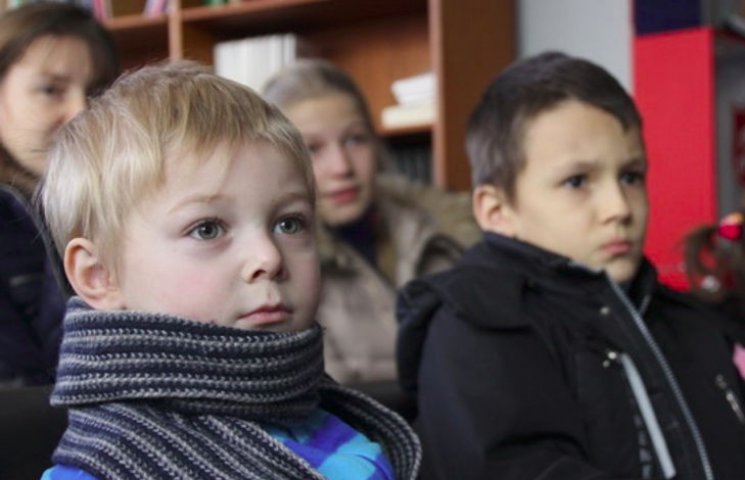 Діти з Донбасу показали вертеп у Кіровог…
