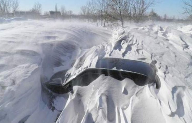 На Одещині рятувальники витягли зі сніго…