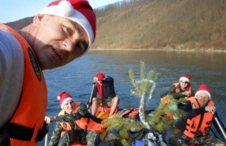 Как украинские Деды Морозы сплавлялись п…