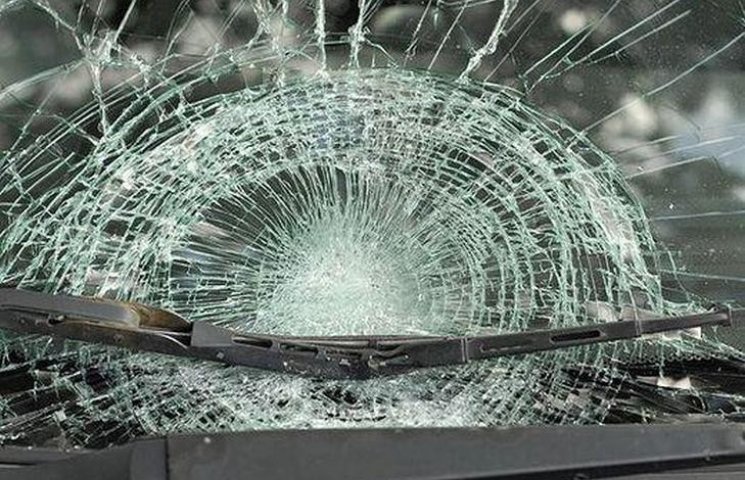 В Одессе вандалы за ночь разбили 11 авто…