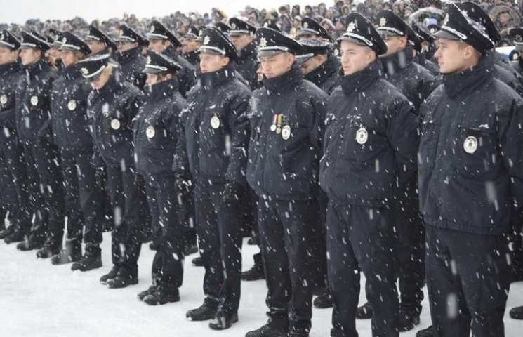 В Днепропетровске полицейские приняли пр…