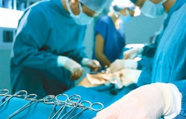 У Мечникова лікарі рятують чоловіка з но…