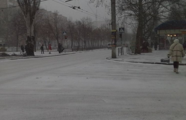 На Миколаїв зійшов снігопад…