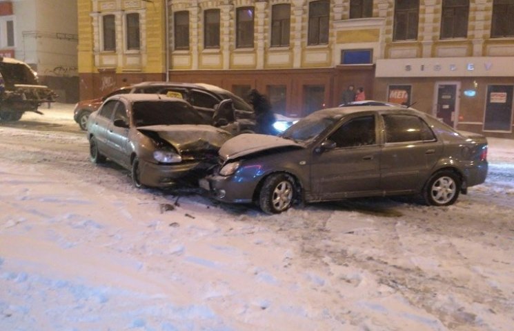 В центре Харькова не разминулись две ино…