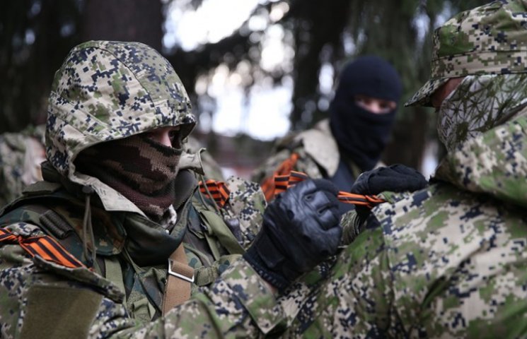 На Донбасі готують підрив цивільних об'є…