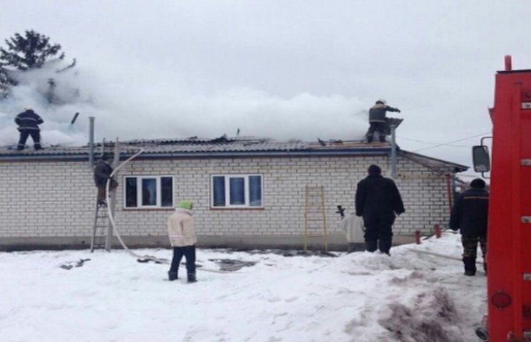 В доме на Полтавщине загорелась крыша…