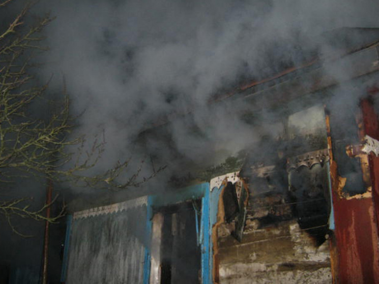На Сумщині під час пожежі у власній хаті…