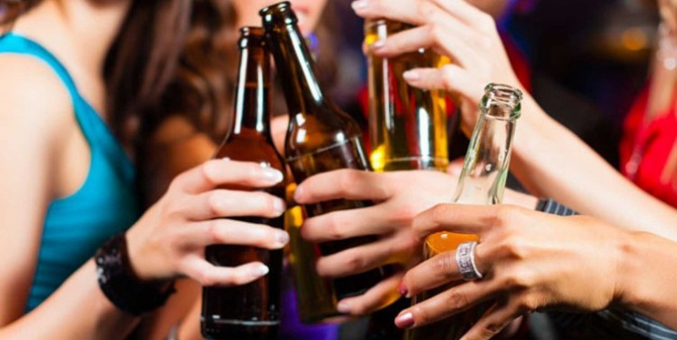 Украинцы на 87% пьют отечественный алког…